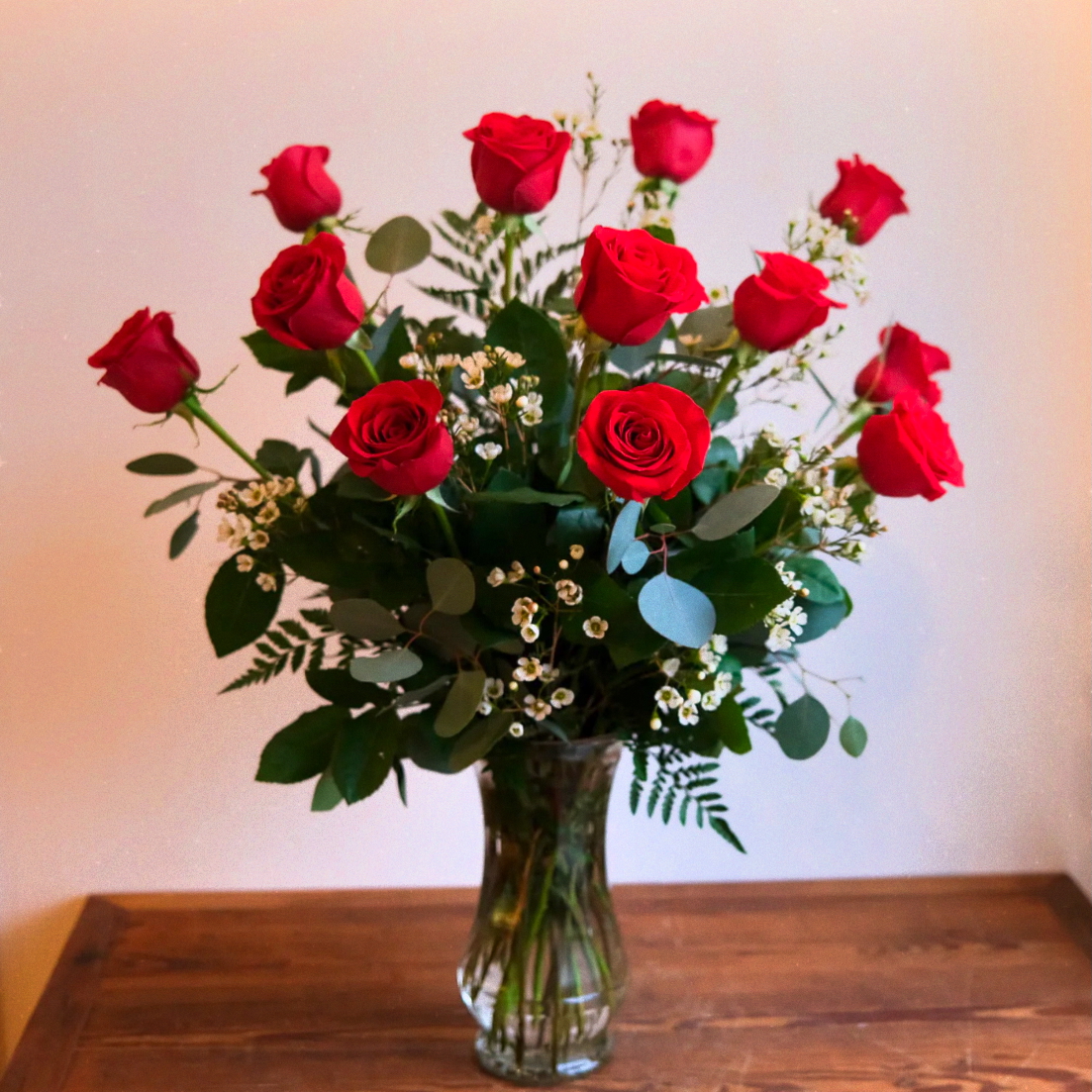 Premium Long-Stemmed Red Roses Designed In Vase