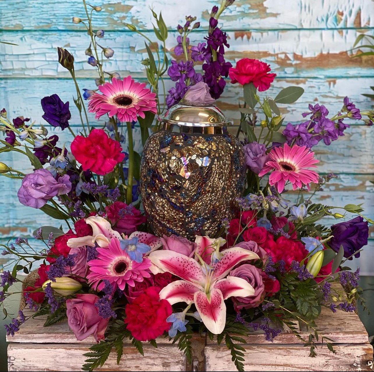 Custom: Urn & Photo Tribute Flowers