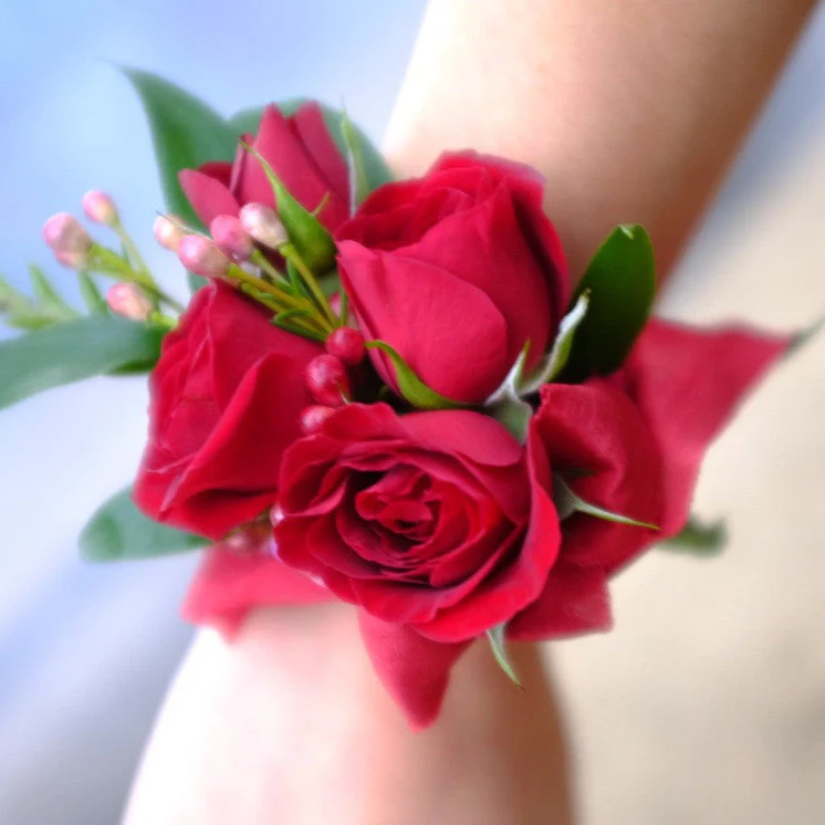 Sweetheart Rose Corsage
