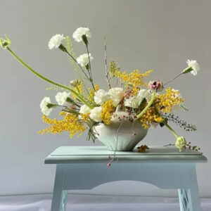 Lotus Flower Frog Budvase (With or without flowers)