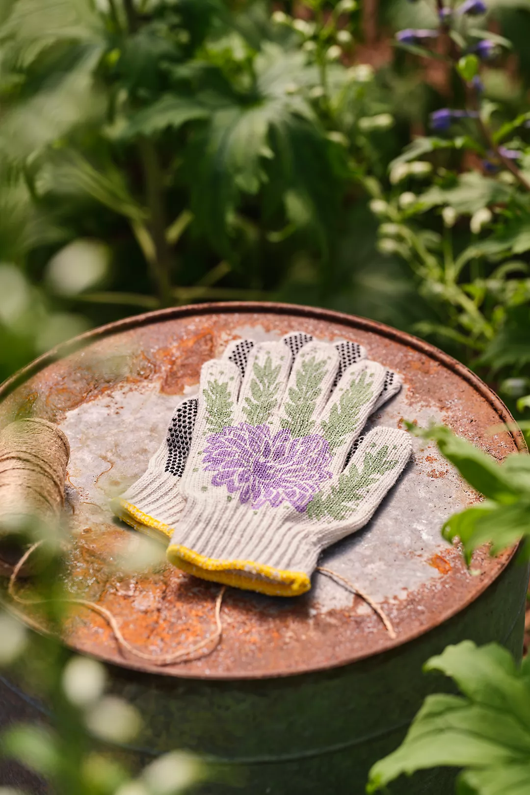 Dahlia Garden Gloves