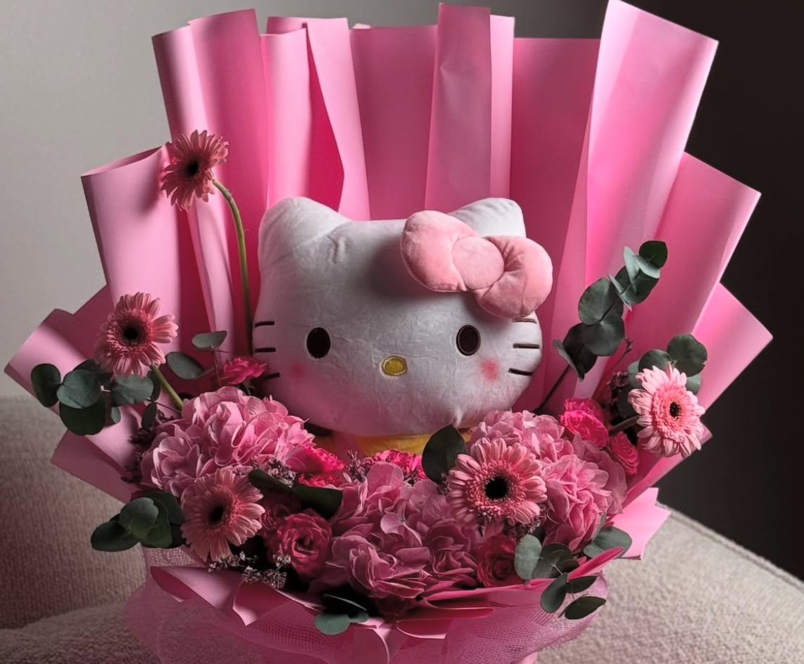 Hello Kitty/ Animal Bouquet